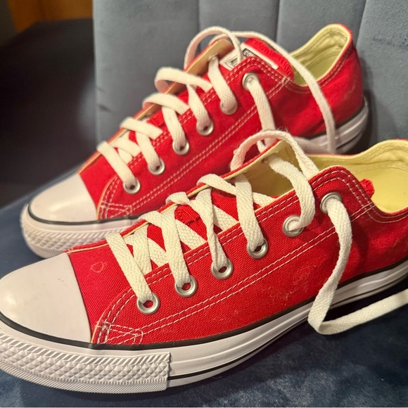 Converse Chuck Taylor All Star Ox Low Top Unisex Sneakers (Red) Men 7 / Women 9 - Picture 3 of 12